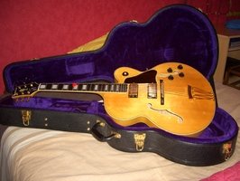 Guitare jazz EPIPHONE archtop