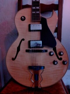 guitare ibanez archtop